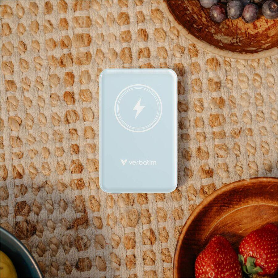 Alt View 1. Verbatim - Verbatim Charge 'n' Go Magnetic Wireless Power Bank 5000 mAh - Blue - For Smartphone - 5000 mAh - 20 W - USB Type-C.