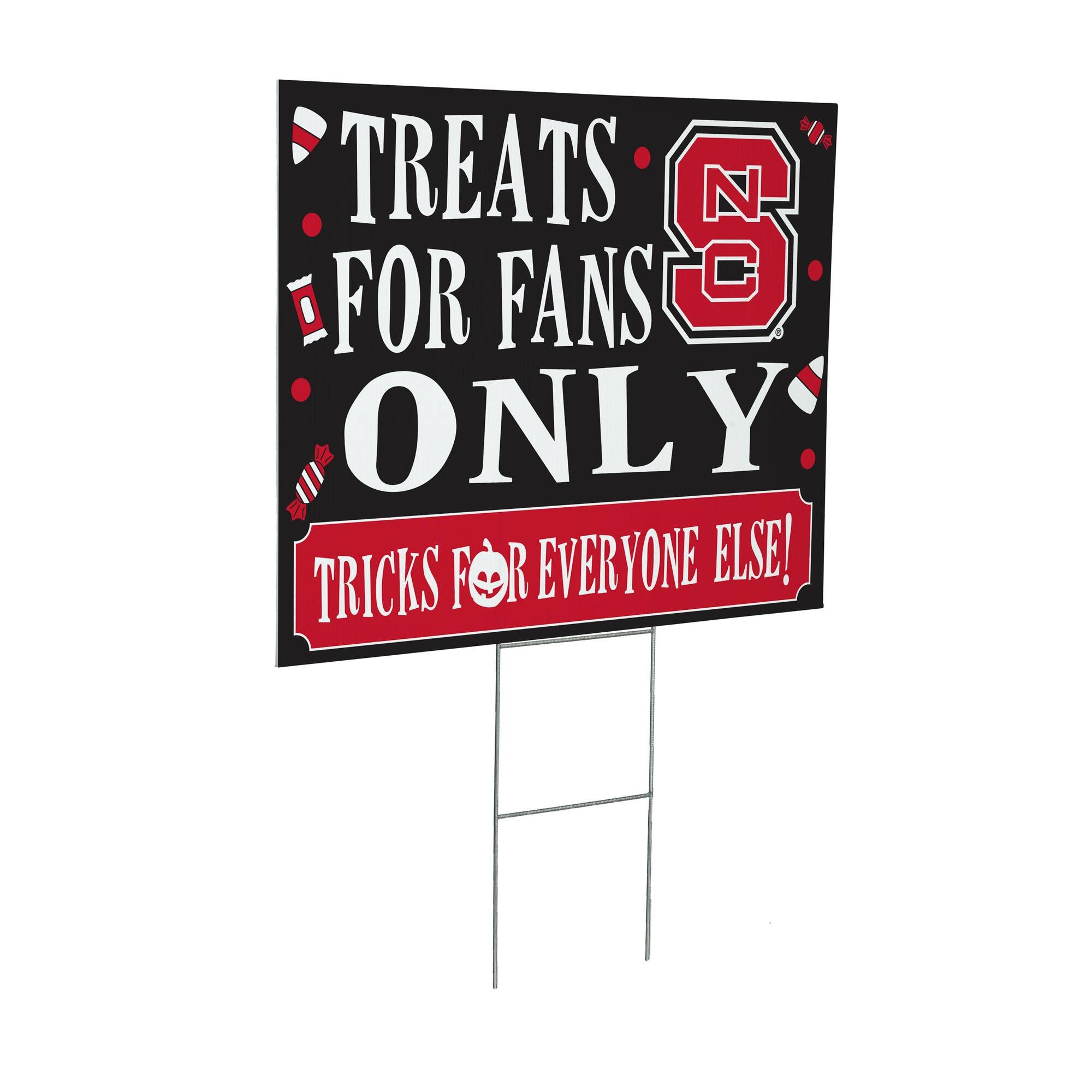 TREATS FOR FANS ONLY  
TRICKS FOR EVERYONE ELSE!