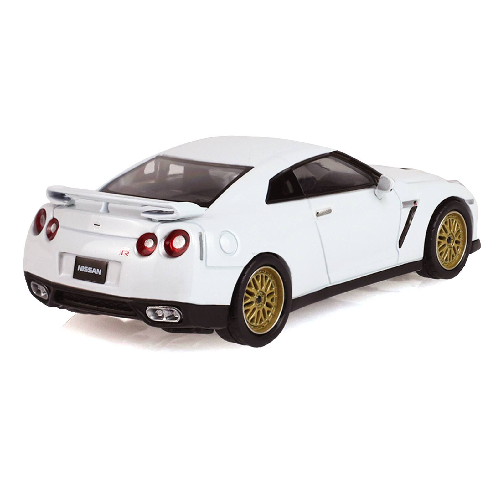 Alt View 2. Greenlight - 2007 Nissan GT-R (R35) Pearl White with Gold Wheels "Tokyo Torque" Series 10 1/64 Diecast Model Car by Greenlight.
