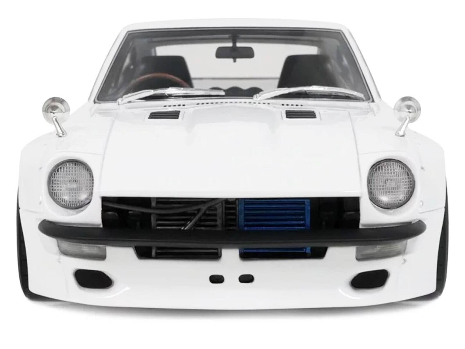 Alt View 5. Otto Mobile - 2015 Nissan PANDEM Fairlady Z RHD (Right Hand Drive) White Limited Edition to 2000 pieces 1/18 Model Car by Otto Mobile.