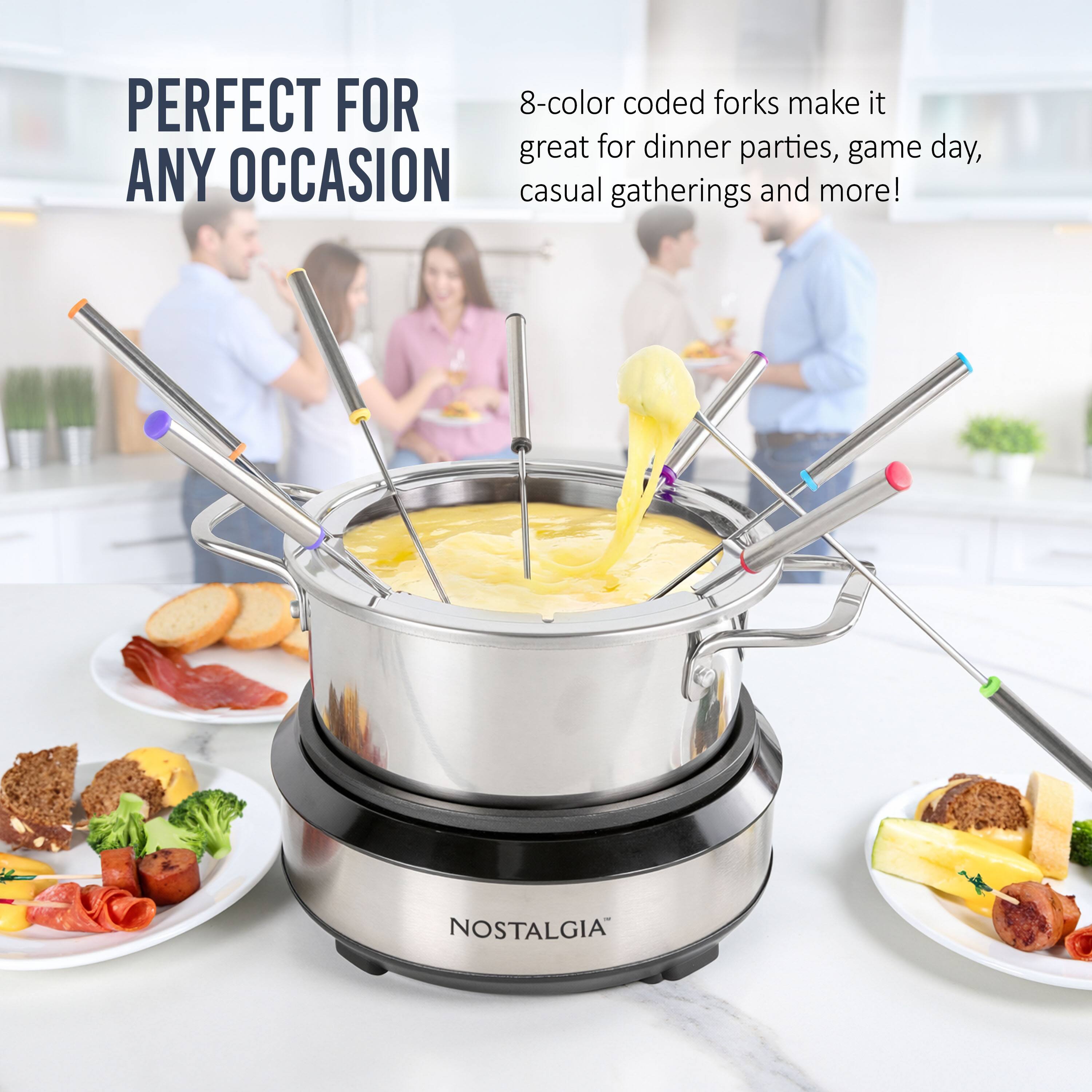 PERFECT FOR ANY OCCASION

8-color coded forks make it great for dinner parties, game day, casual gatherings and more!
