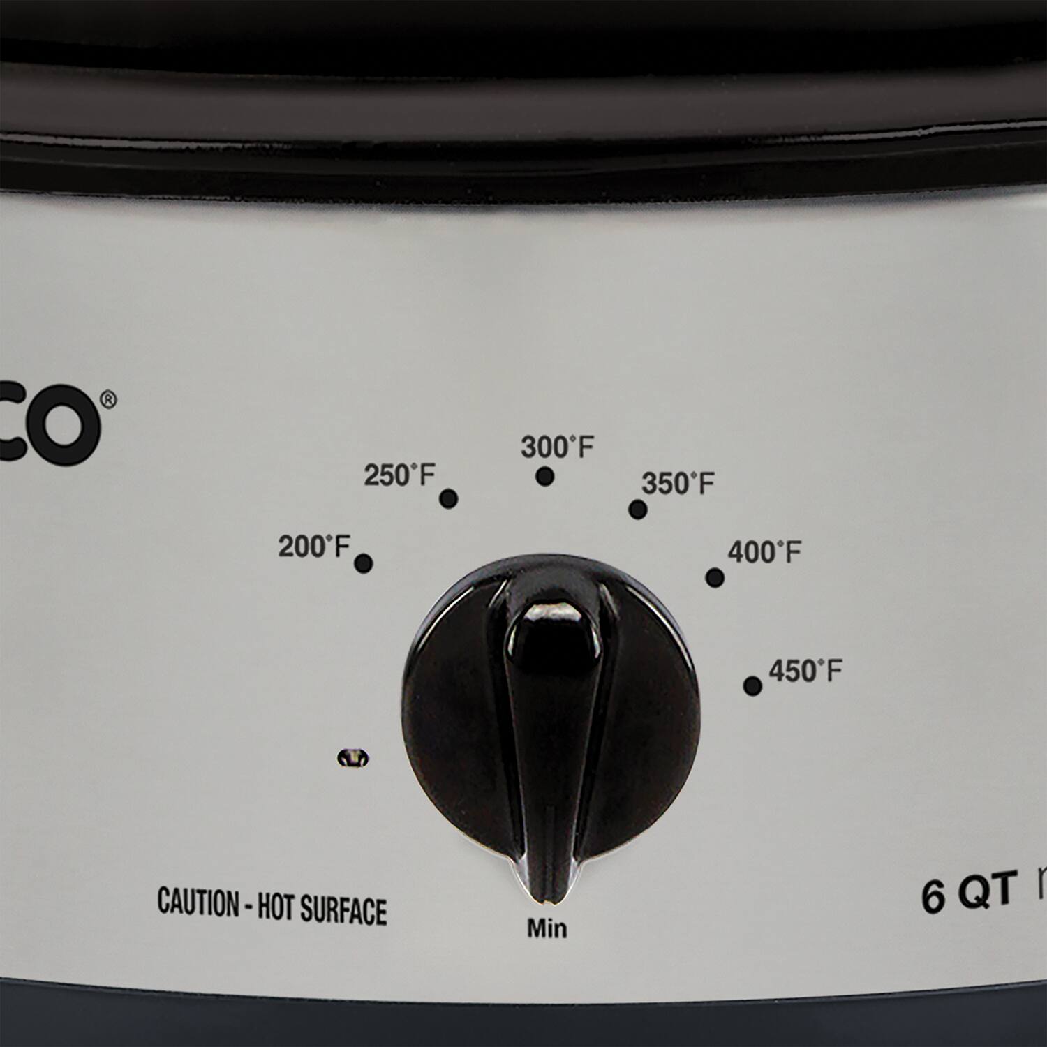 CO  
200°F  
250°F  
300°F  
350°F  
400°F  
450°F  
CAUTION - HOT SURFACE  
Min  
6 QT