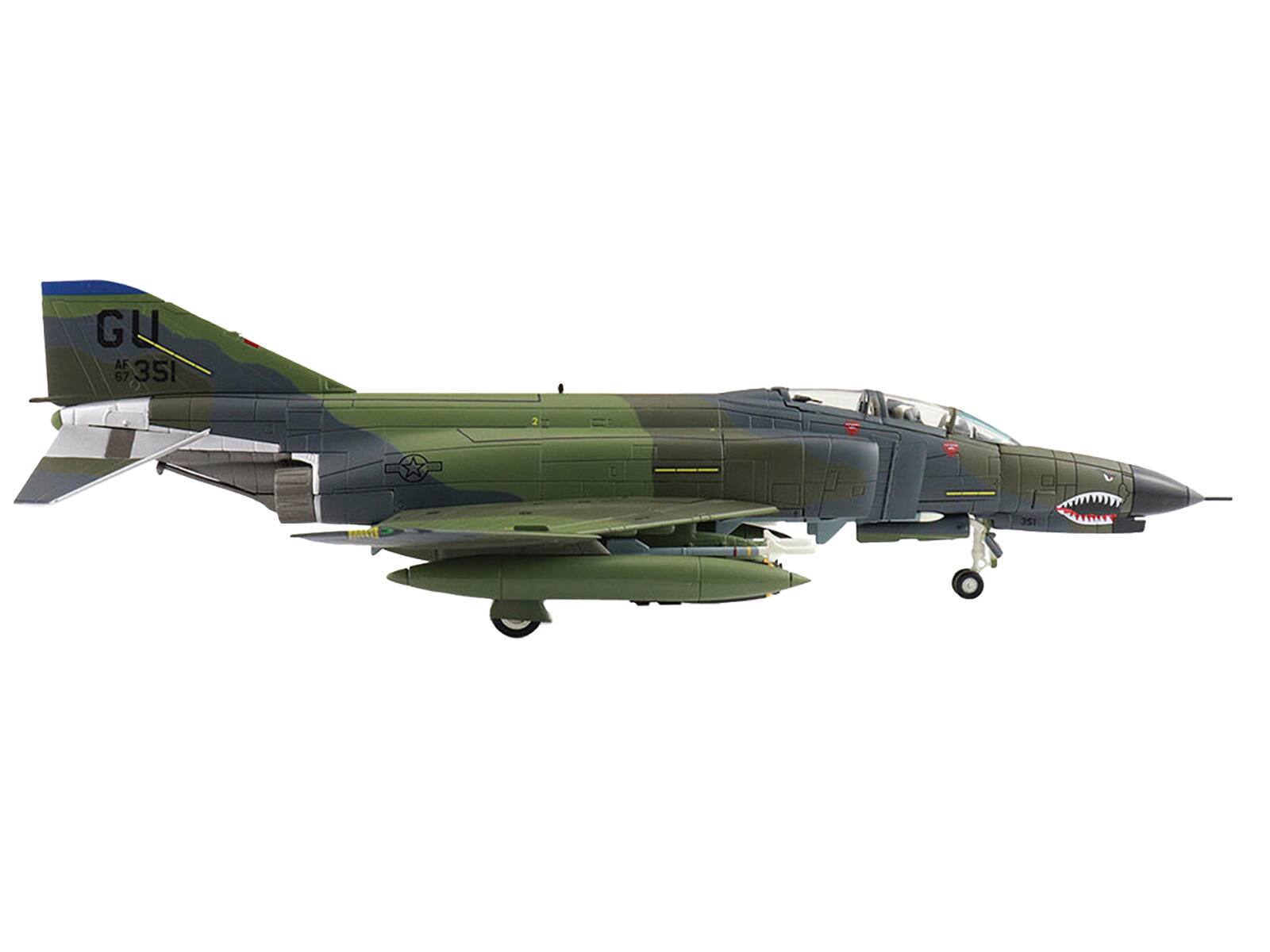 Angle. Hobby Master - McDonnell Douglas F-4E Phantom II "497th Squadron South Korea" 1985 USAF "Air Power Series" 1/72 - Green.
