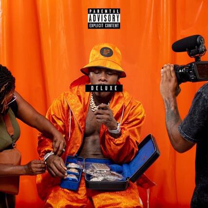 PARENTAL ADVISORY
EXPLICIT CONTENT
DELUXE