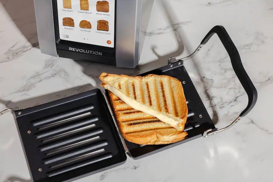 Revolution Cooking 2 Slice InstaGLO R180 Connect Plus Toaster Stainless ...