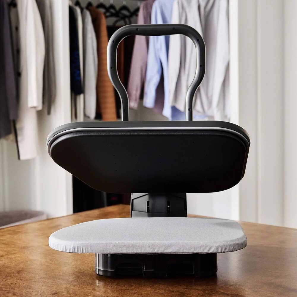 Alt View 3. Singer - 20 inch Intelligent 2.0 Steam Press - Black.