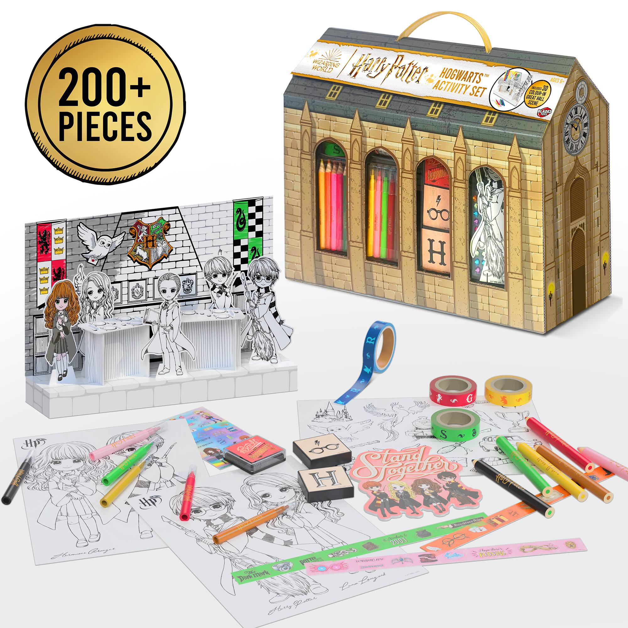 200+ PIECES  
Harry Potter HOGWARTS ACTIVITY SET  
"THE HARRY POTTER"  
A S H Spga T Ae Glagat Nd 2003  
pette C M. sewk 1C OO Drek CrarLarget liPa am M atto I RAE