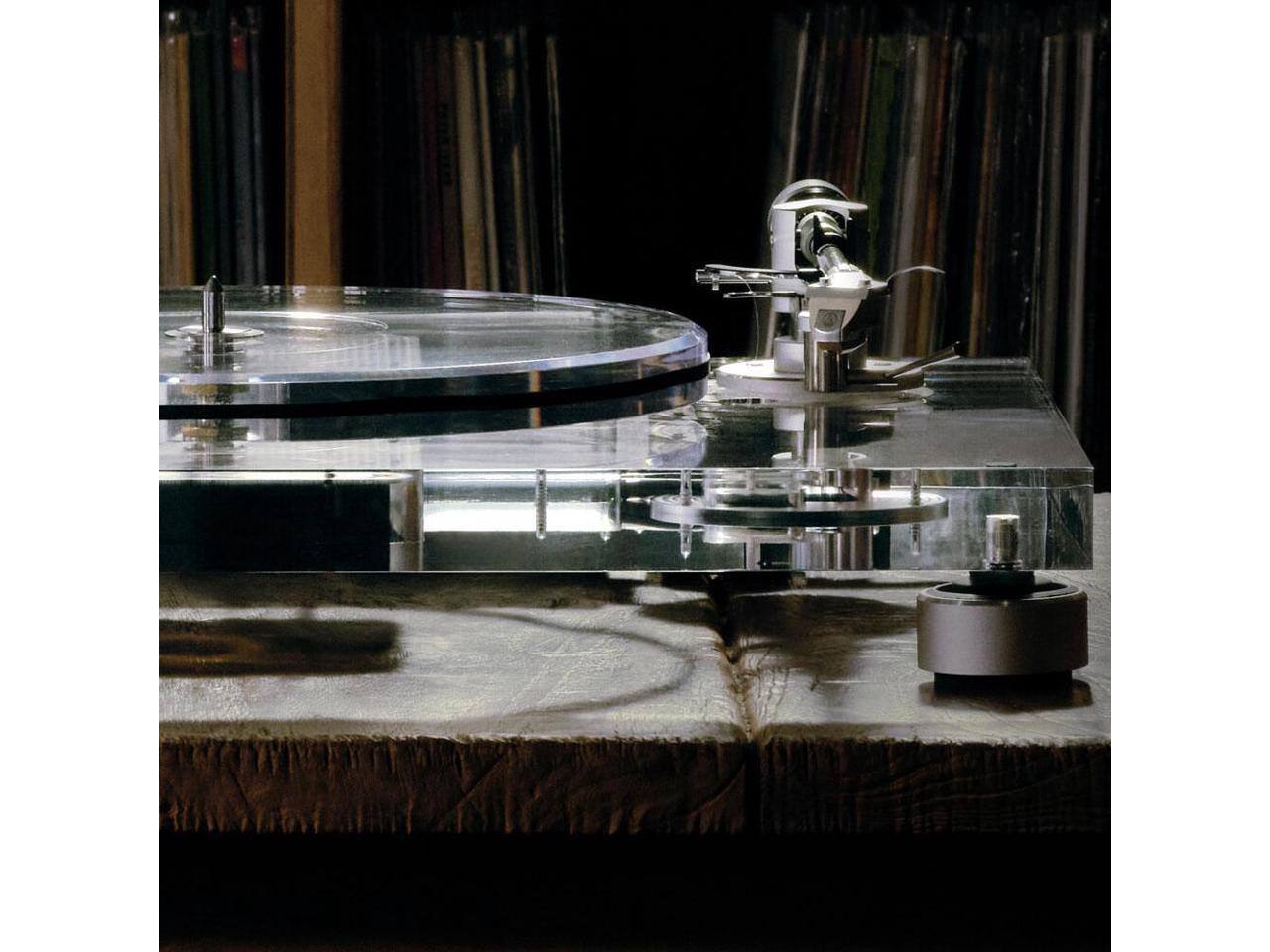 Alt View 5. Audio-Technica - Audio-Technica AT-LPA2 Fully Manual Belt-Drive Turntable - Clear.