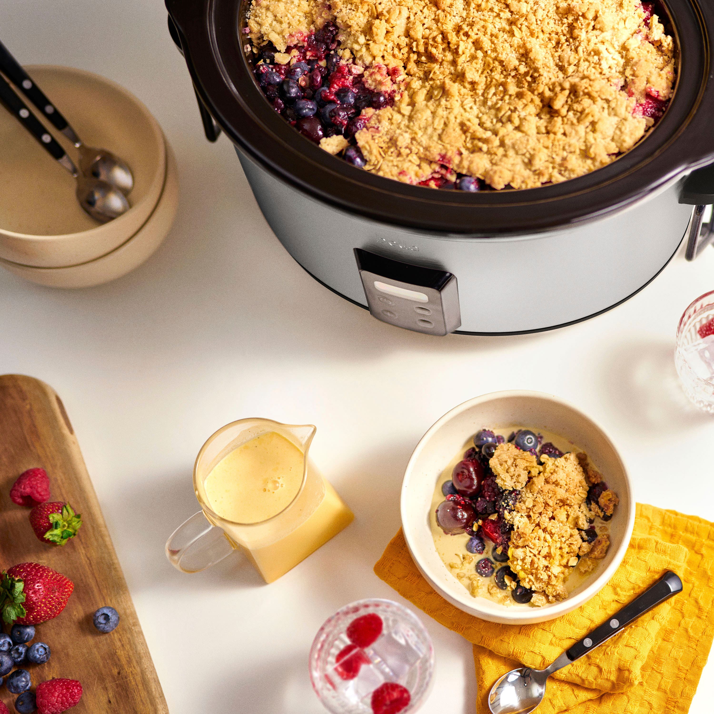 Alt View 12. bella PRO - 5-qt. Programmable Slow Cooker - Stainless Steel.