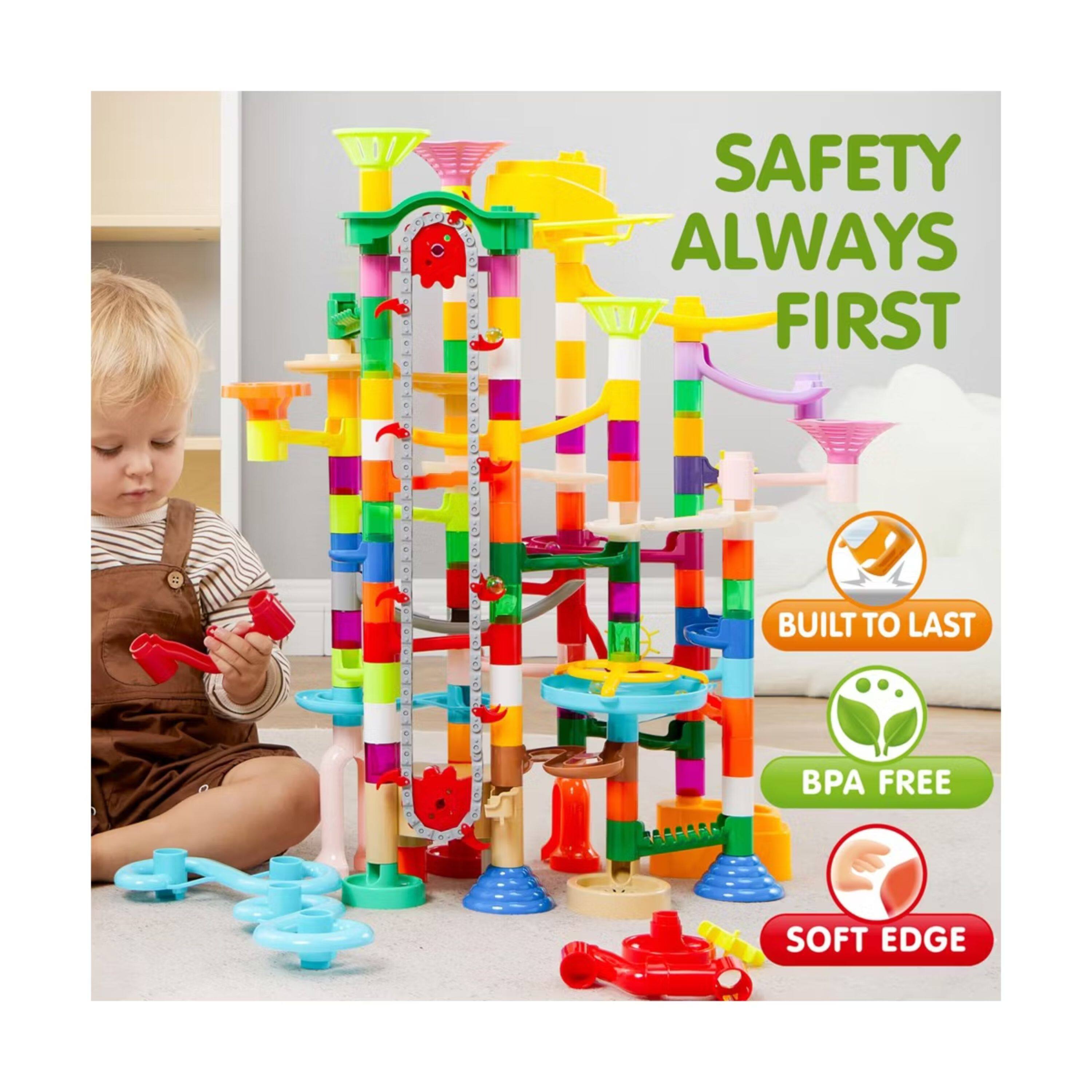 SAFETY ALWAYS FIRST  
BUILT TO LAST  
BPA FREE  
SOFT EDGE