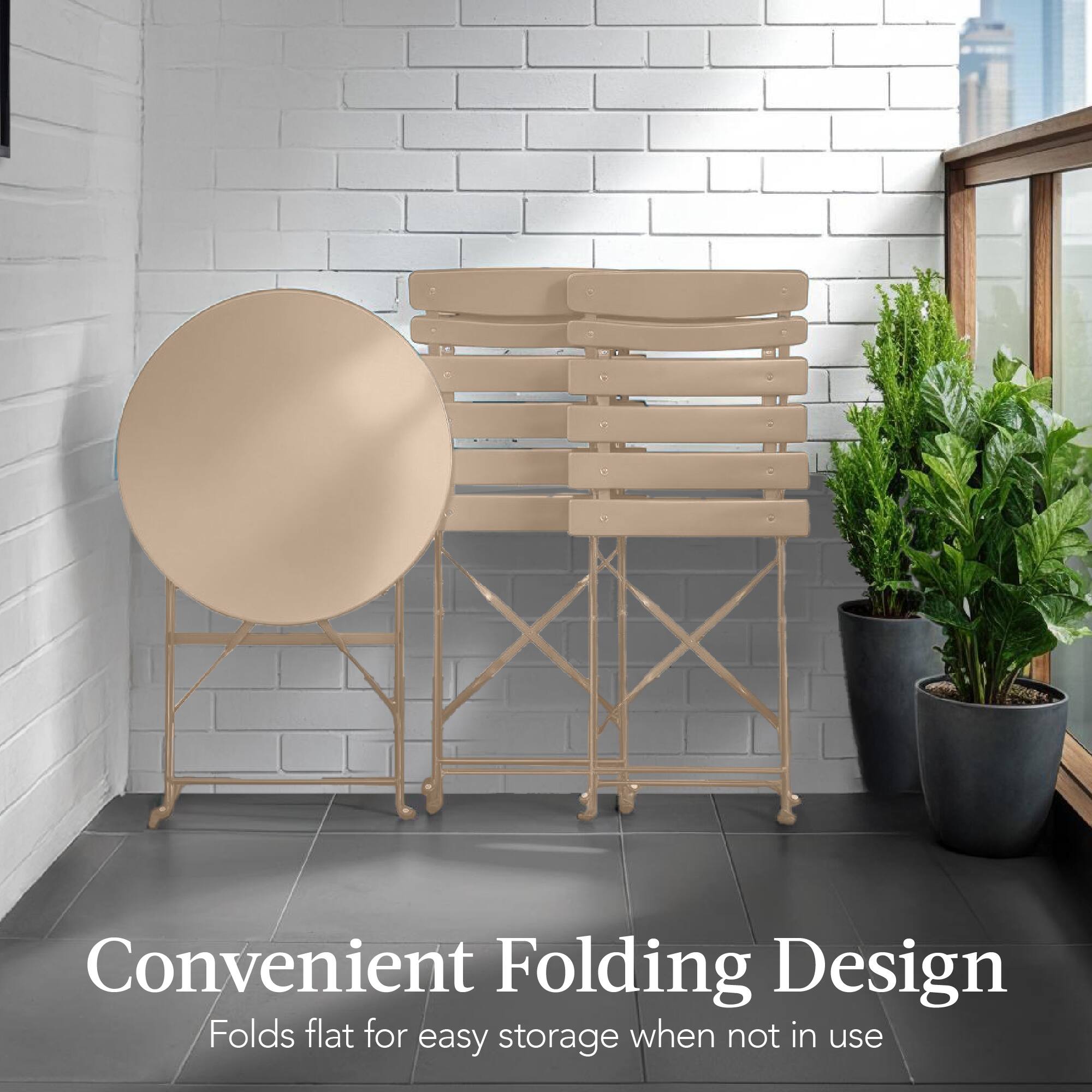 Convenient Folding Design  
Folds flat for easy storage when not in use