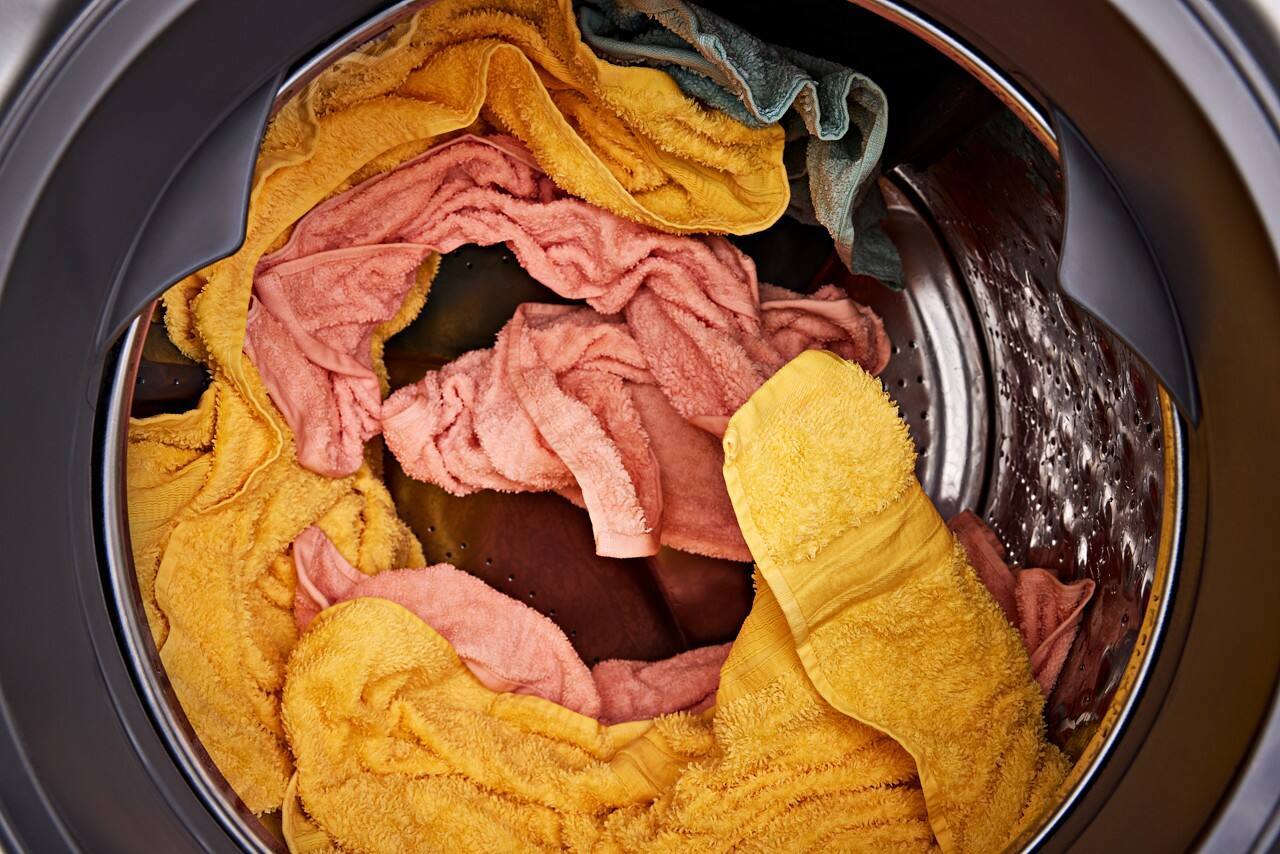 Alt View 19. Whirlpool - 5.0 Cu. Ft. High Efficiency Smart Front Load Washer with FreshFlow Vent System - Volcano Black.