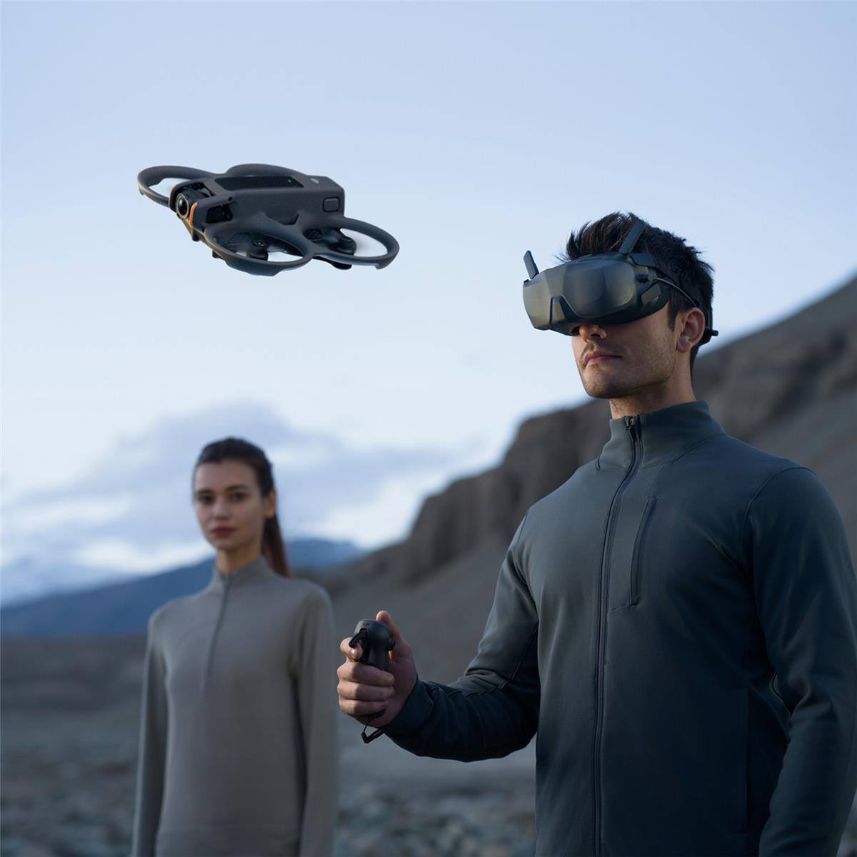 Alt View 6. DJI - DJI Avata 2 Fly Smart Combo with 1 Battery.