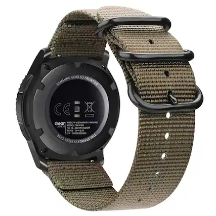SAMSUNG GEAR S3 FRONTIER
GEAR
MADE IN VIETNAM BY SAMSUNG
MODEL: SM-R765
2016.10
FCC ID: Rthingto_A
RATED: SVPGO.JA
S/N: 00000000000
CASE: 316L STEEL STAINLESS