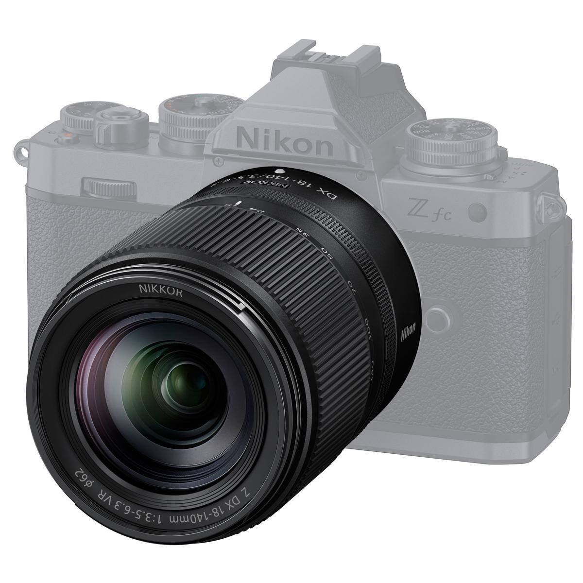 Nikon Z fc NIKKOR Z DX 18-140mm 1:3.5-6.3 VR