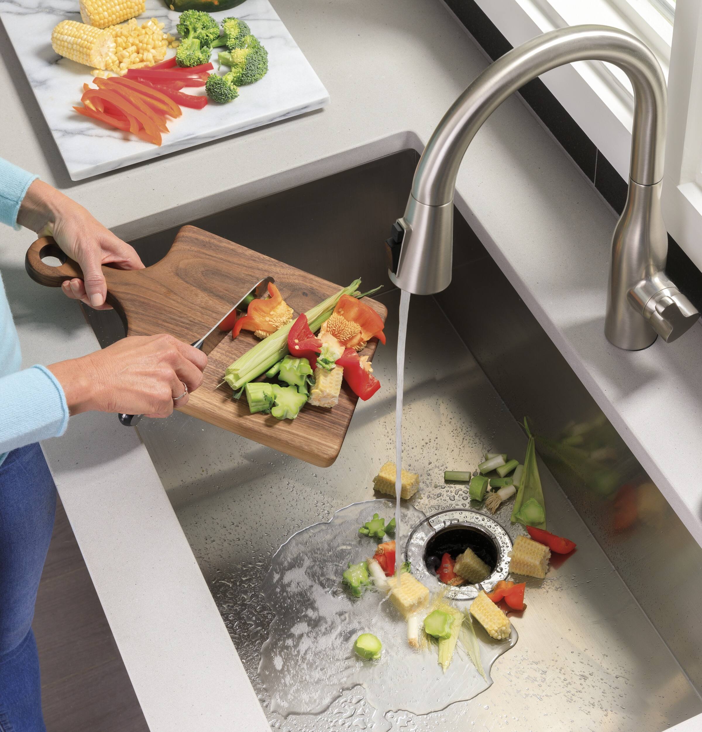 Alt View 14. GE - 3/4 HP Continuous Feed Garbage Disposer - Black.