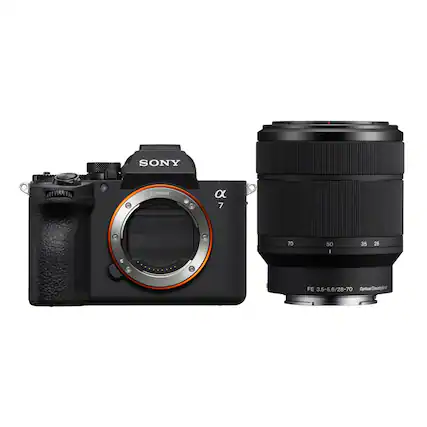 SONY E-mount
α7
FE 3.5-5.6/28-70
Optical SteadyShot