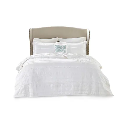 Front. Gracie Mills - Gracie Mills Sheila 4-Piece Reversible Ruffle Quilt Set with Throw Pillow - White.
