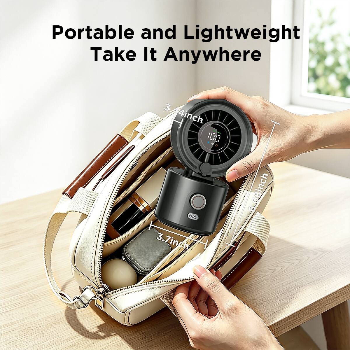 Portable and Lightweight Take It Anywhere  
3.44inch  
3.7inch  
0.8inch