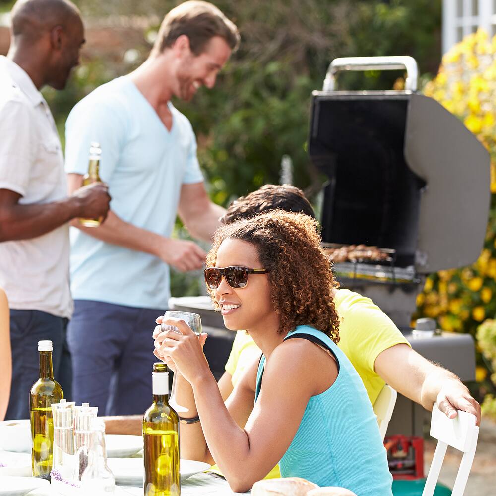 Alt View 2. Empava - 15ft Propane/Natural Gas Hose – CSA Certified, 50K BTU, Quick-Connect Brass Fittings, 1-Year Warranty - Gray.