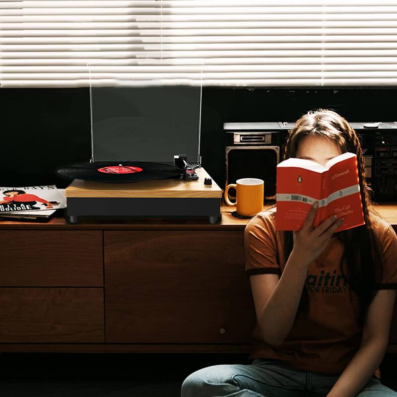 SAV 8eoE o A The Call Cahslho aitin FOR FRIDAY