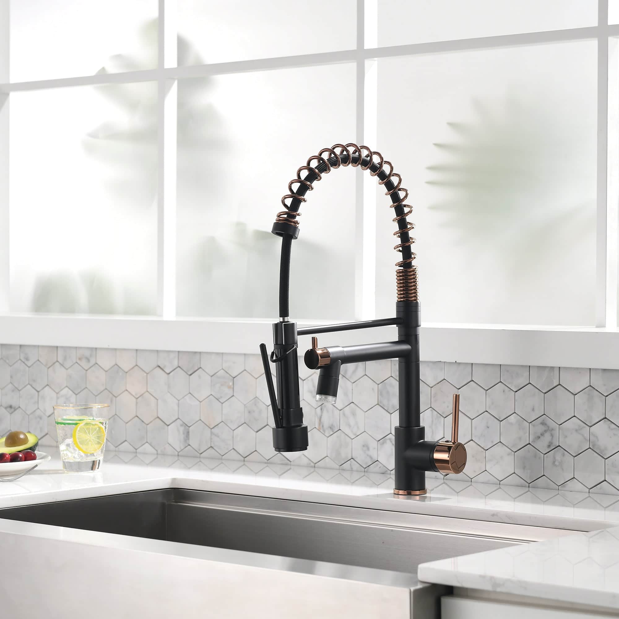 Matte Black Rose Gold Single Handle Pull Down Sprayer Kitchen Faucet with LED Light and Pot Filler