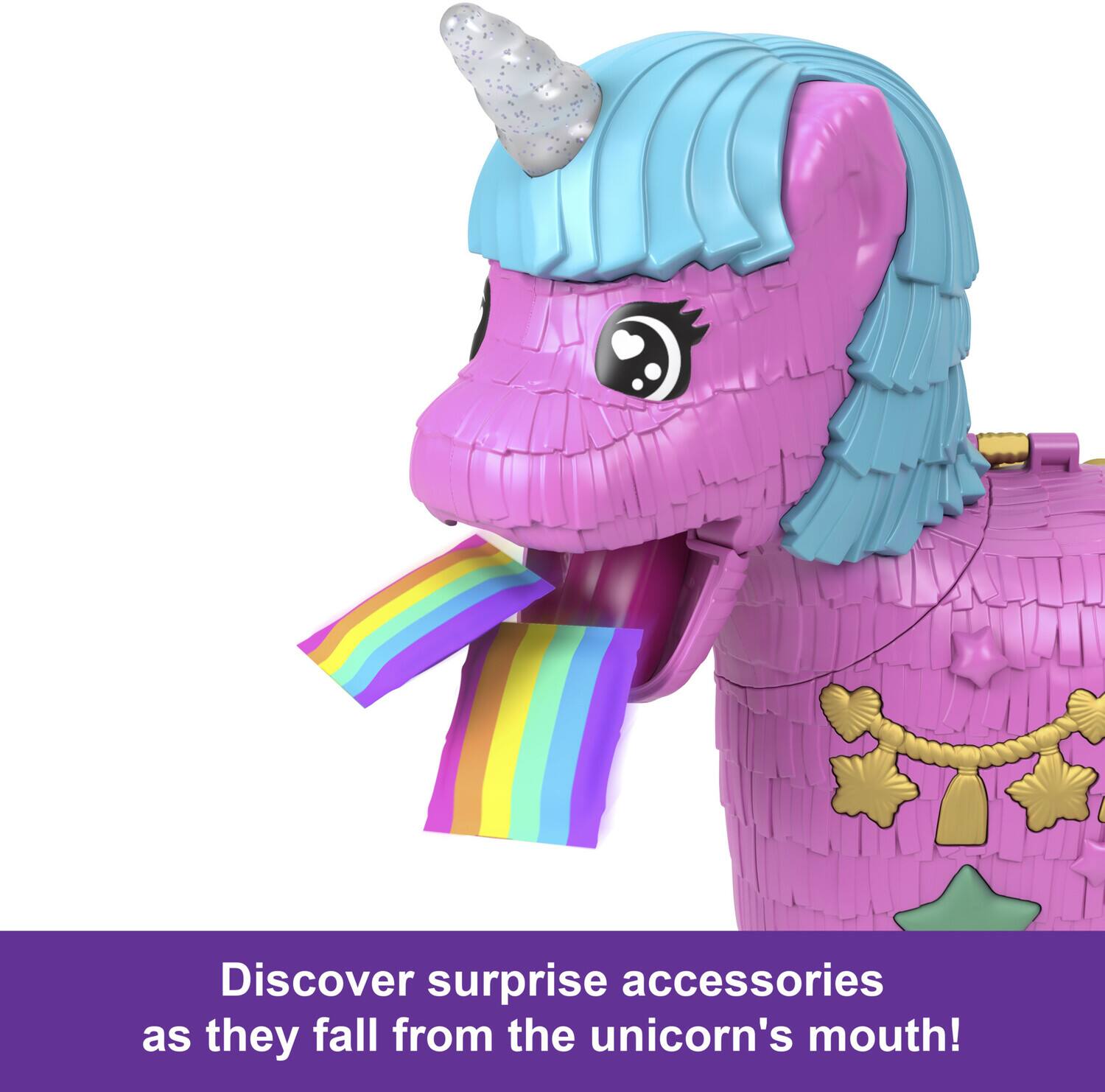 Discover surprise accessories as they fall from the unicorn's mouth!