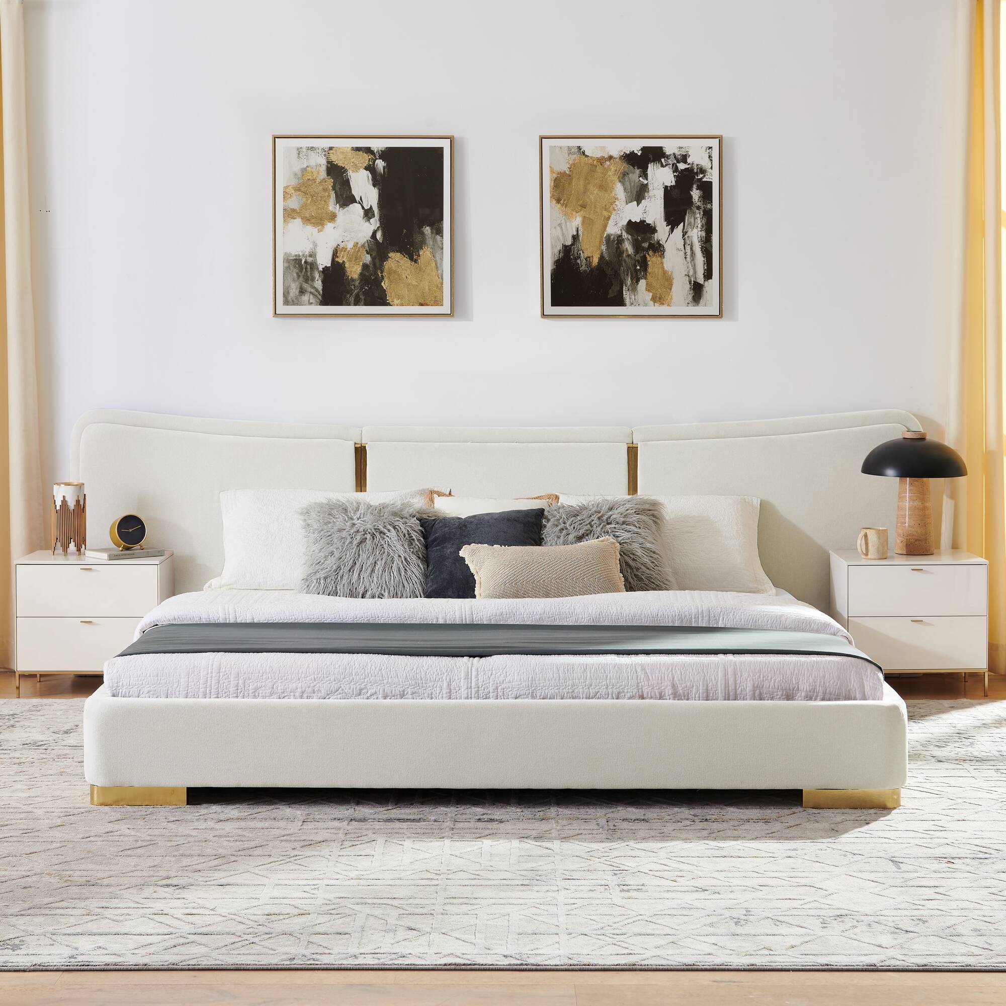 Angle. Whisen - Upholstered Platform Bed,Soft Chenille Fabric Frame with Curved Headboard & Metal Legs - Beige.