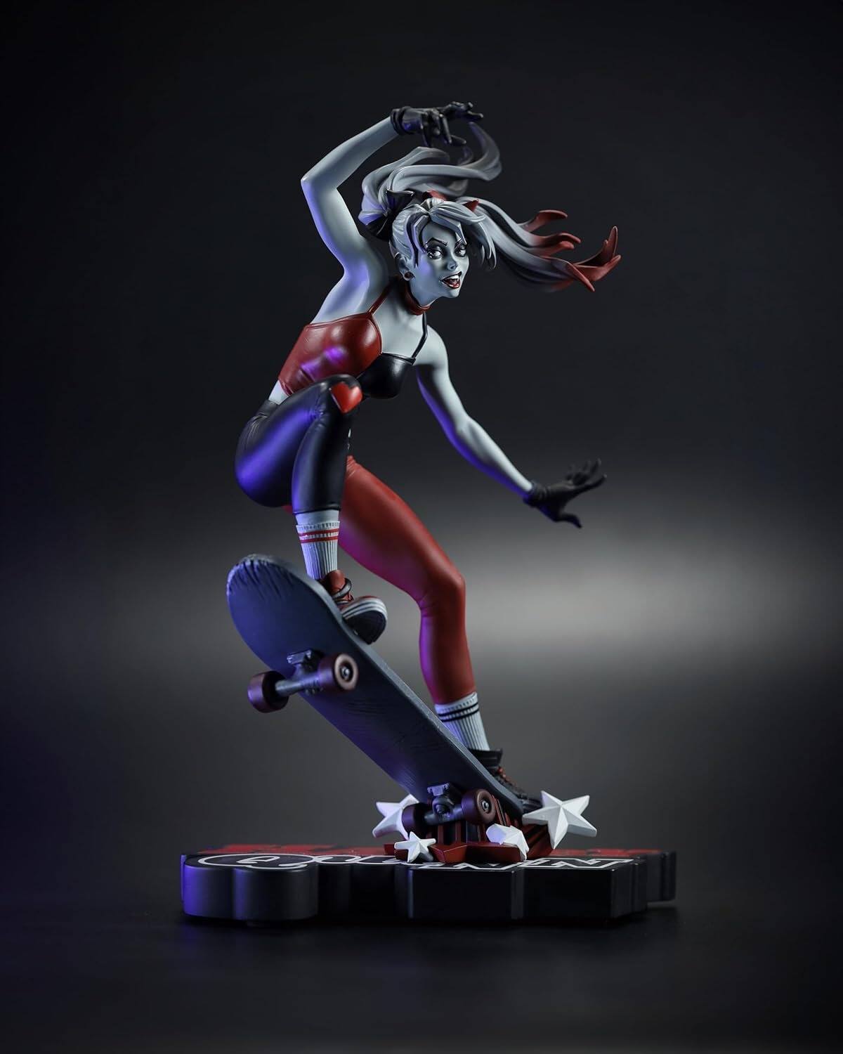 Alt View 4. McFarlane Toys - McFarlane Toys: DC Direct - Harley Quinn Red White and Black Skateboard Figure.