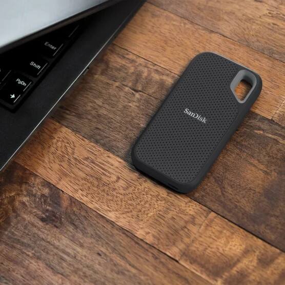 SANDISK Extreme Go Portable SSD 2TB, USB C, NVMe, Up to 1050MB/s