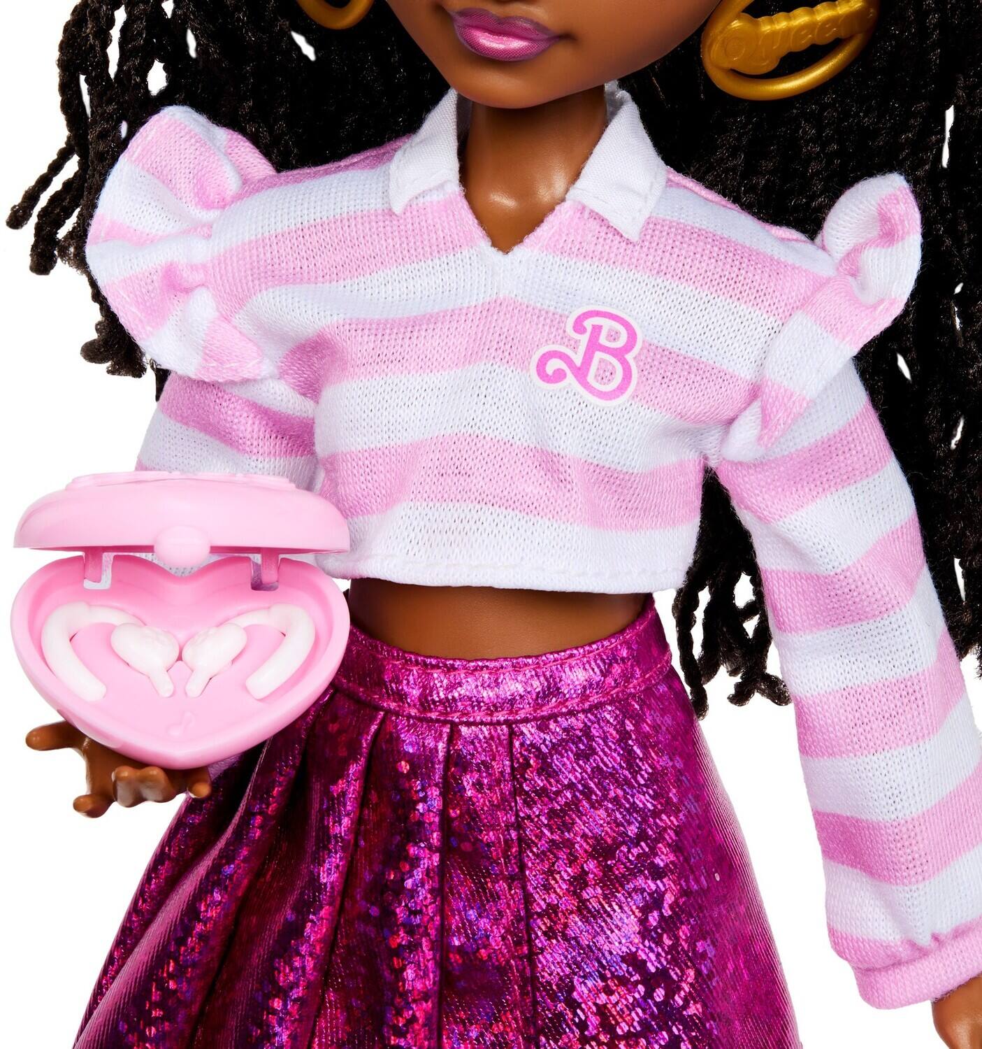 Mattel Barbie Dream Besties Fashion Brooklyn Doll & Accessories ...