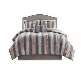 Gracie Mills - Shawn 4-Peice Soft Faux Fur to Mink Comforter Set - Blush/Grey