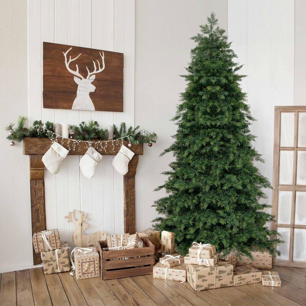 Alt View 4. Resenkos - Resenkos 6-Ft Hinged Artificial Christmas Tree - 721 Lush Branch Tips, Green - Green.