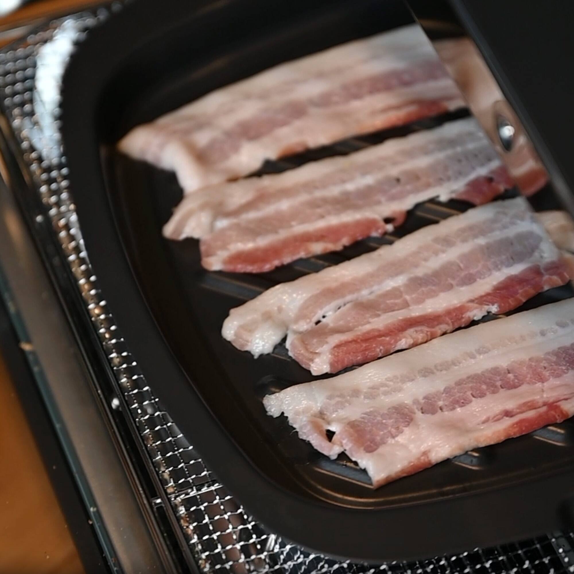 Alt View 4. Sengoku - Sengoku SET-G16A(K) HeatMate Graphite Technology Toaster Oven, 120 Volt, Black - Black.