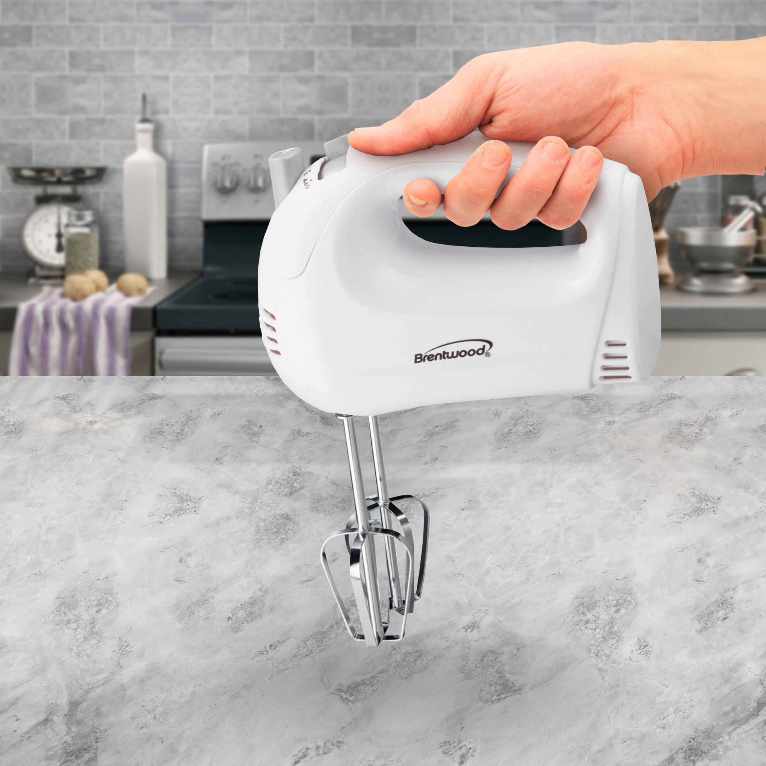 Alt View 4. Brentwood - Brentwood 5-Speed Hand Mixer in White - White.