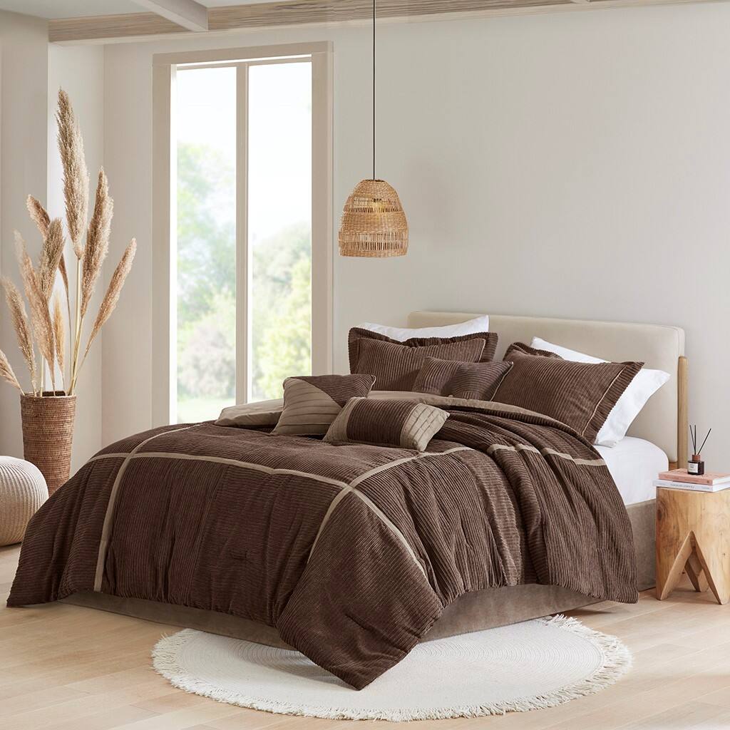 Alt View 1. Gracie Mills - Gracie Mills Barlow 7-Piece Comforter Set in Taupe and Chocolate Brown - Brown.