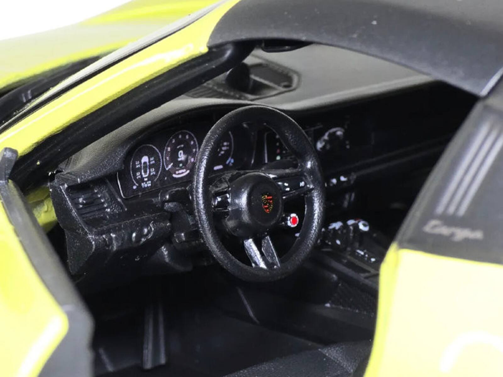 Alt View 2. Maisto - Porsche 911 Targa 4 GTS (992.2) Yellow with Black Top "Special Edition" Series 1/18 Diecast Model Car by Maisto.