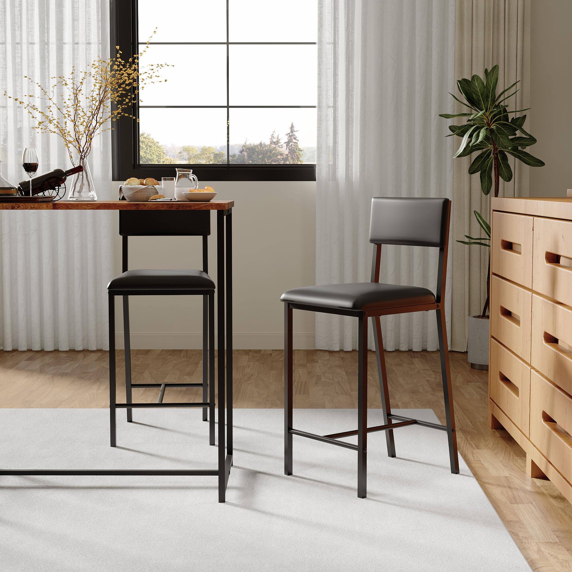 Left. Homhougo - Dining Chairs Set of 2 Upholstered PU Dining Chairs Curved Backrest, Modern Dining Room Chairs Kitchen Chairs - Black.