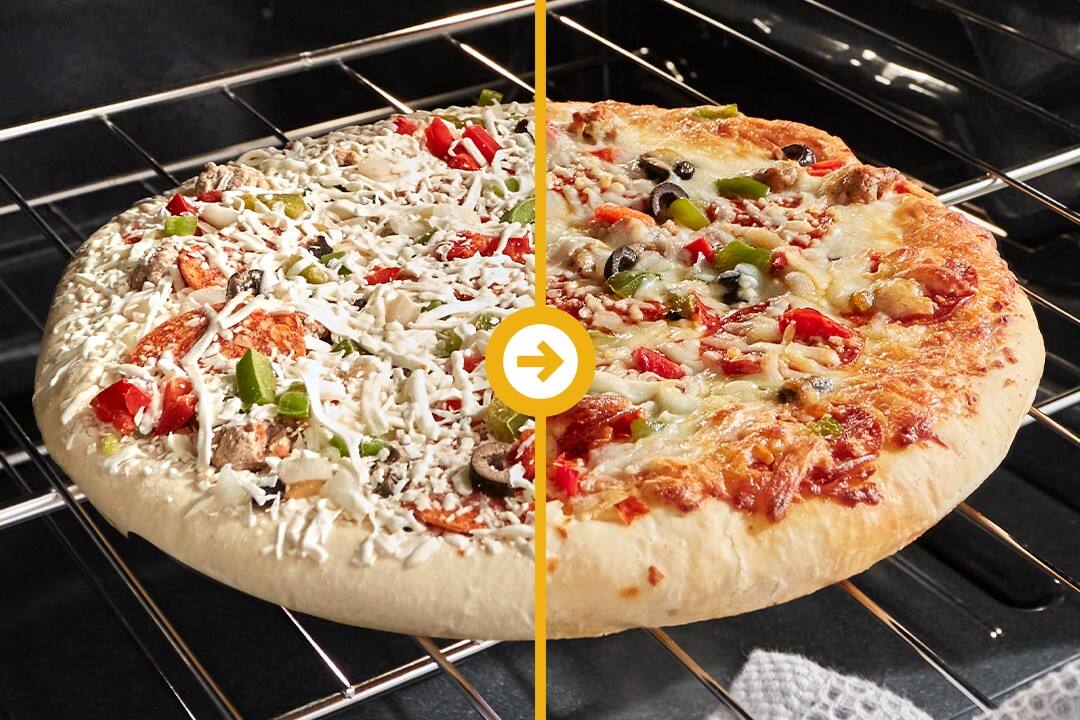 Alt View 20. Whirlpool - 5.3 Cu. Ft. Freestanding Gas Range with Cooktop Flexibility - Black.