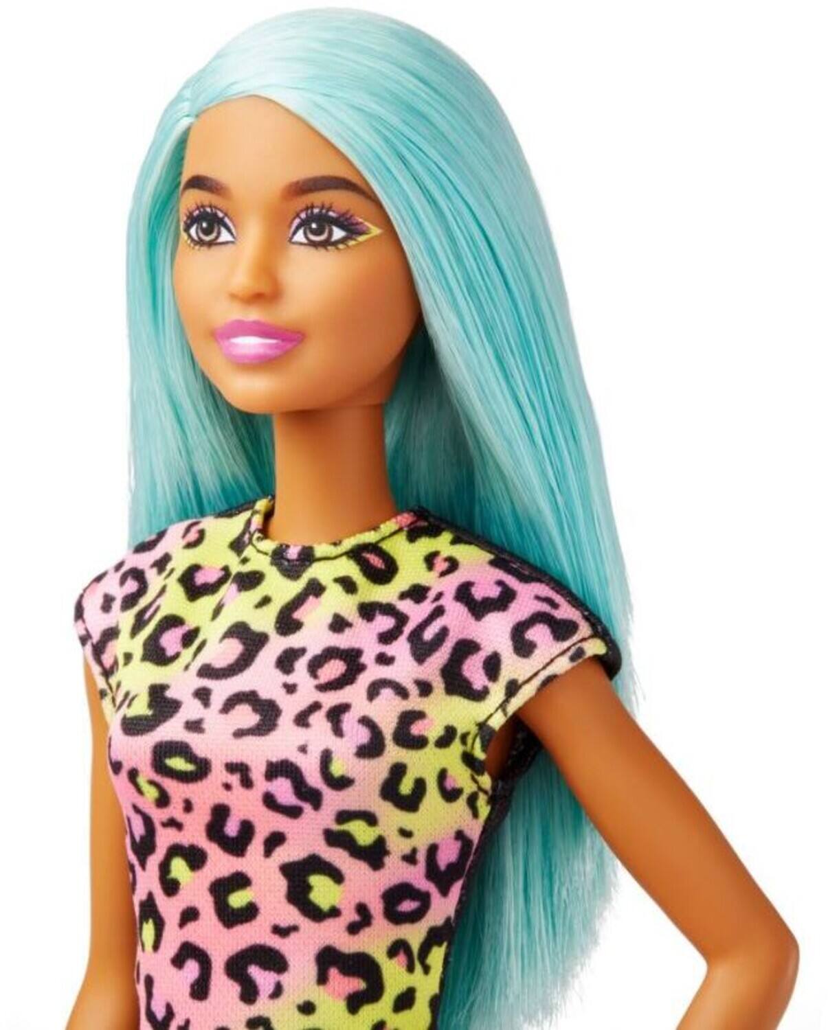 Alt View 2. Mattel - Barbie You Can Be Make-up Artist   - Collectibles - Multicolor.
