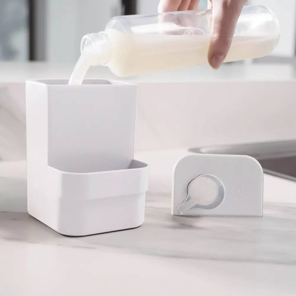 Left. OU - OU Dish Soap Dispenser with Sponge Holder 16 oz, Kitchen Sink Plastic Soap Dispensing Pump Bottle - White - White.