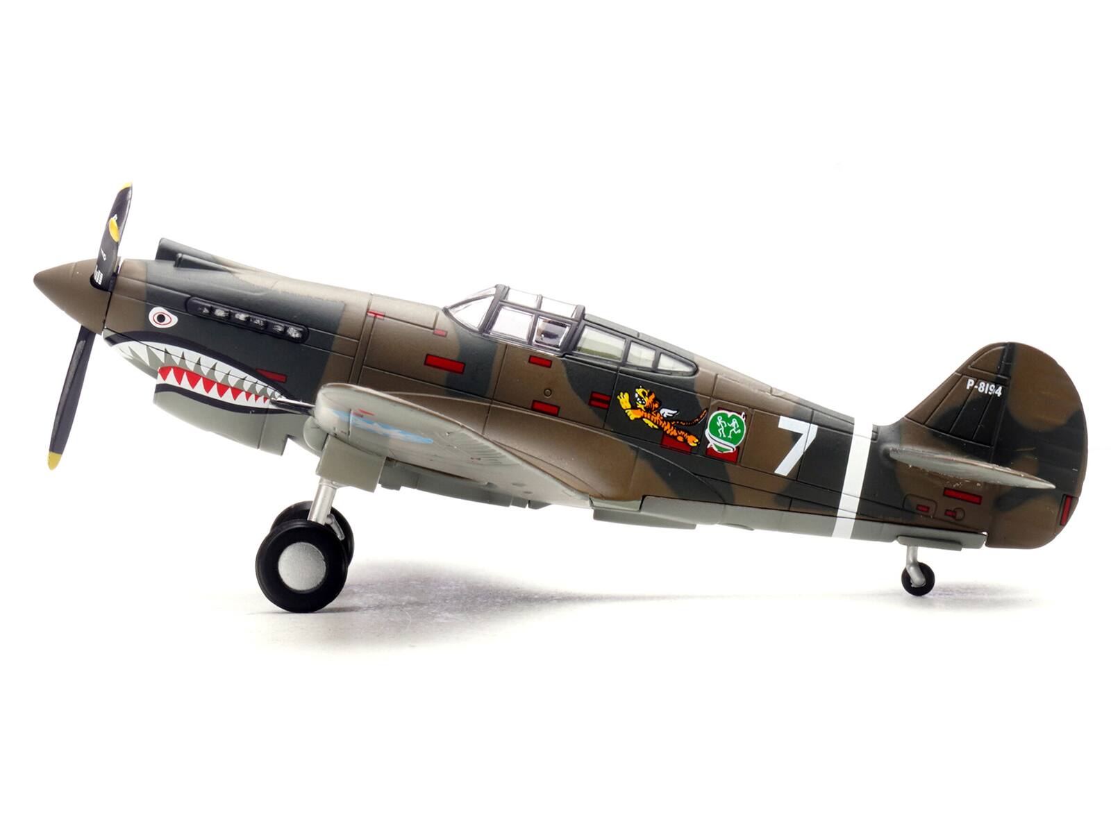 Angle. Legion - Curtiss P-40B/C Warhawk Fighter White 7 1st Squadron Flying Tigers Chinese Air Force 1942 1st American Volunteer 1/72 - Multicolor.