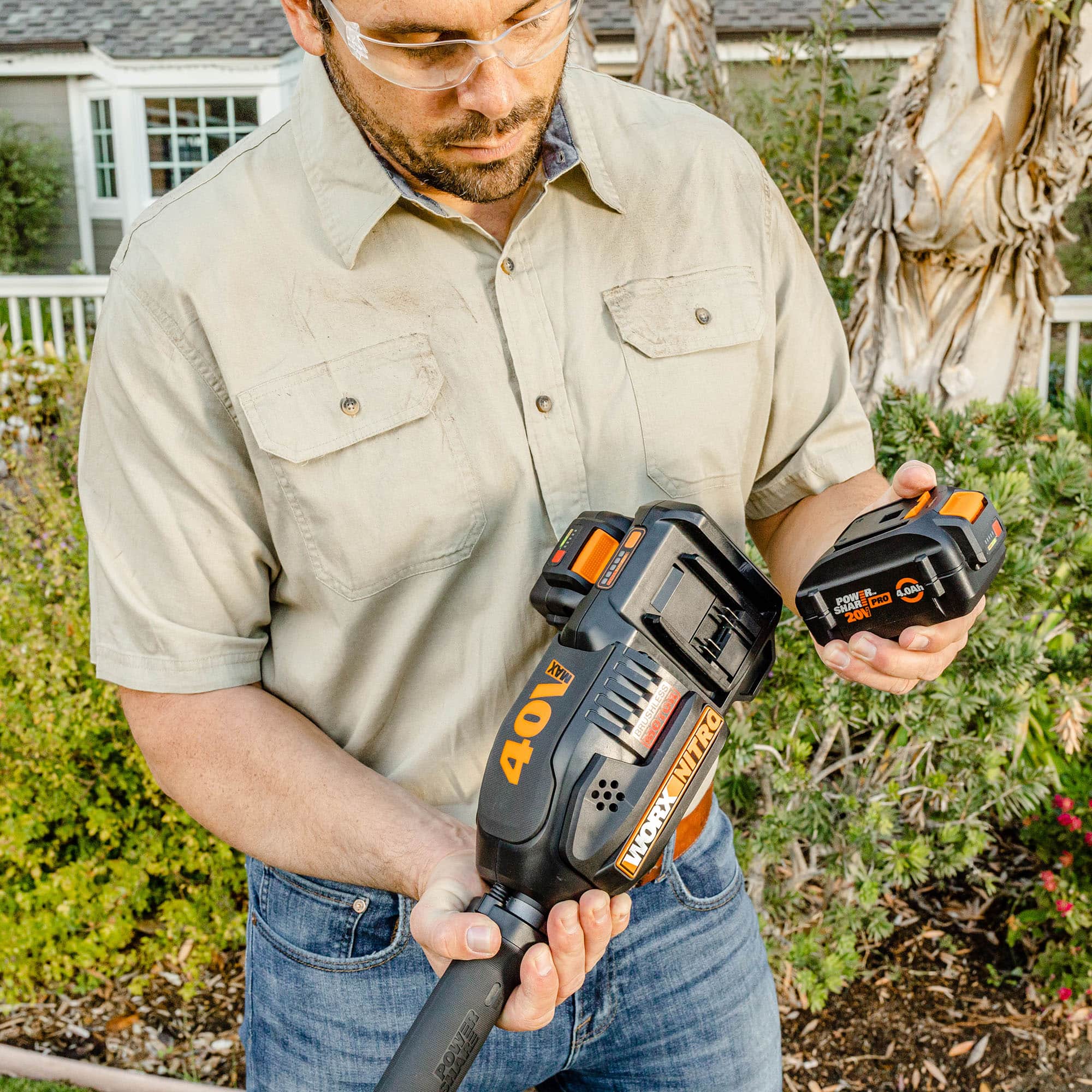 Alt View 16. WORX - WG585 40V 165 MPH 620 CFM Cordless Blower (2 x 4.0 Ah Batteries and 1 x Charger) - Black.