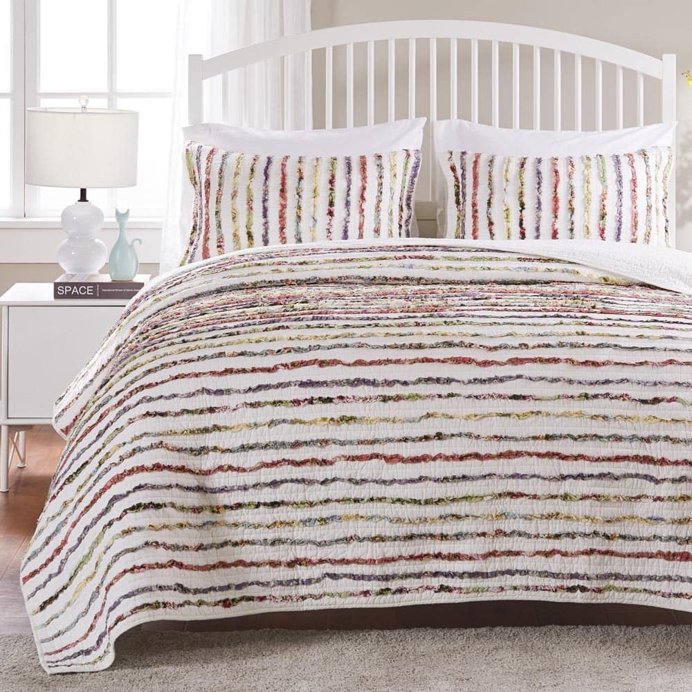 BreeBe - Bella Ruffle Quilt Set 3-Piece King/Cal King - Multi