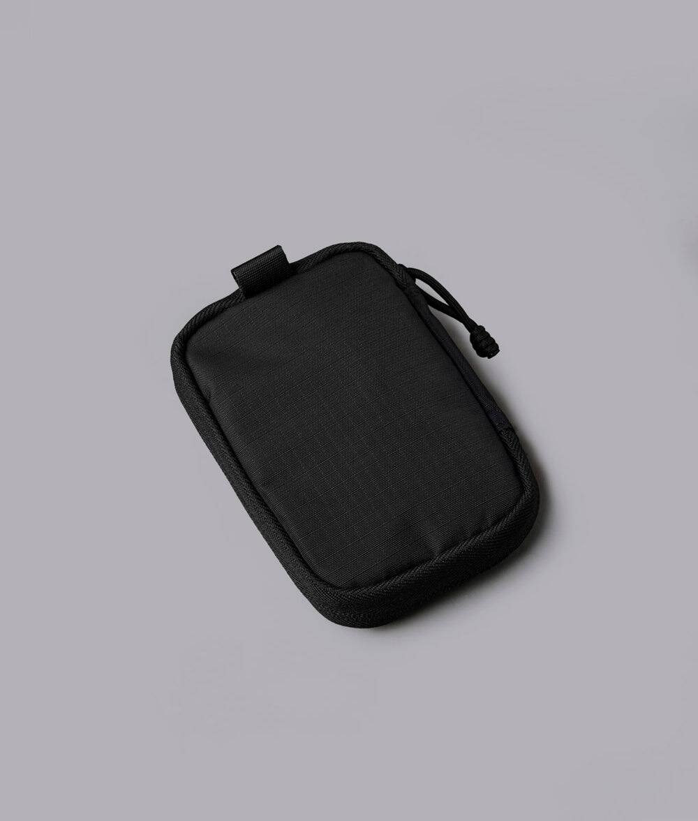 Back. ALPAKA - HUB Pouch V2 - RFID Wallet Organizer Pouch - Compact pocket EDC for cash, cards & small essentials - Black Axoflux 210D.