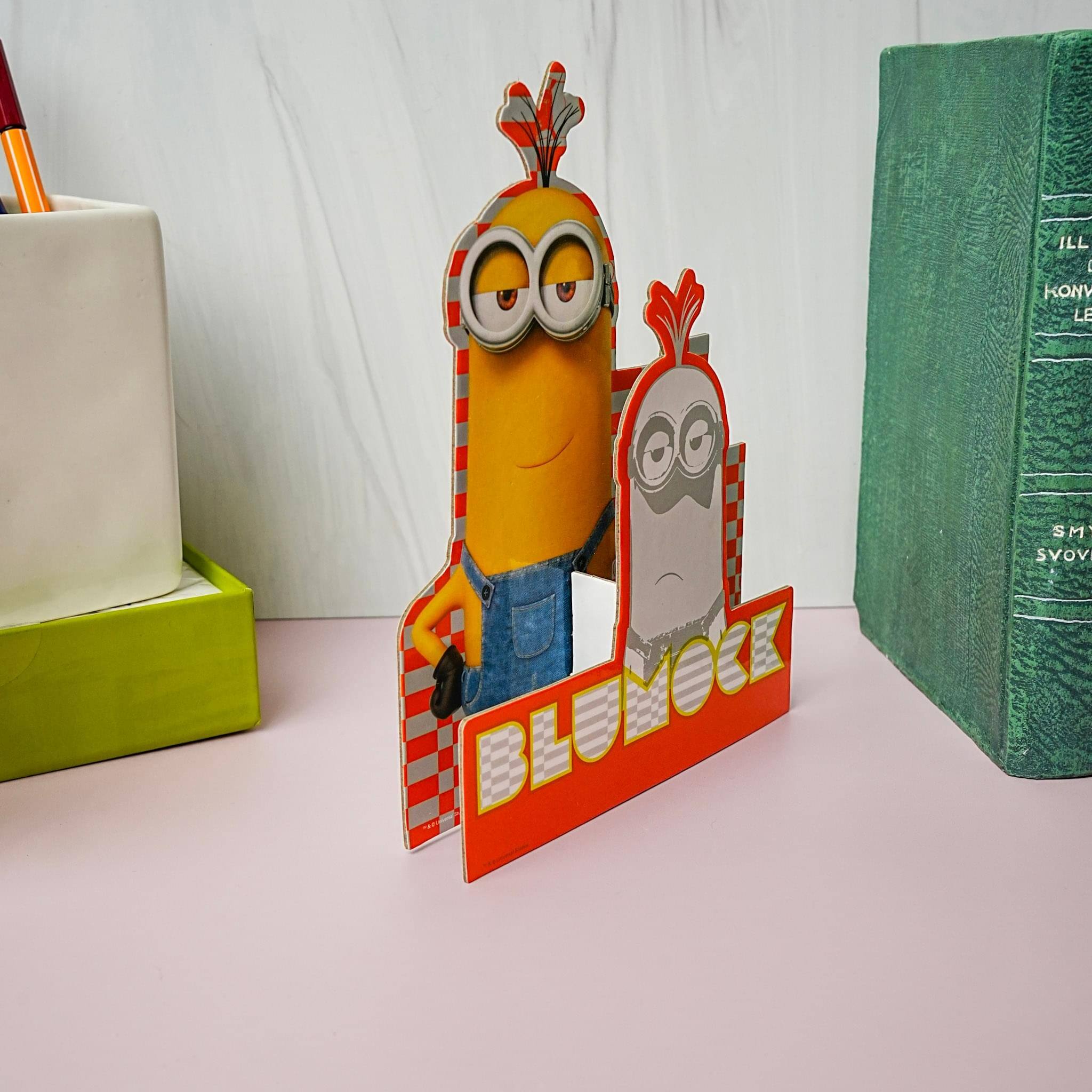 ILL  
KONY LE BLONOCR  
SM  
BLOMOR