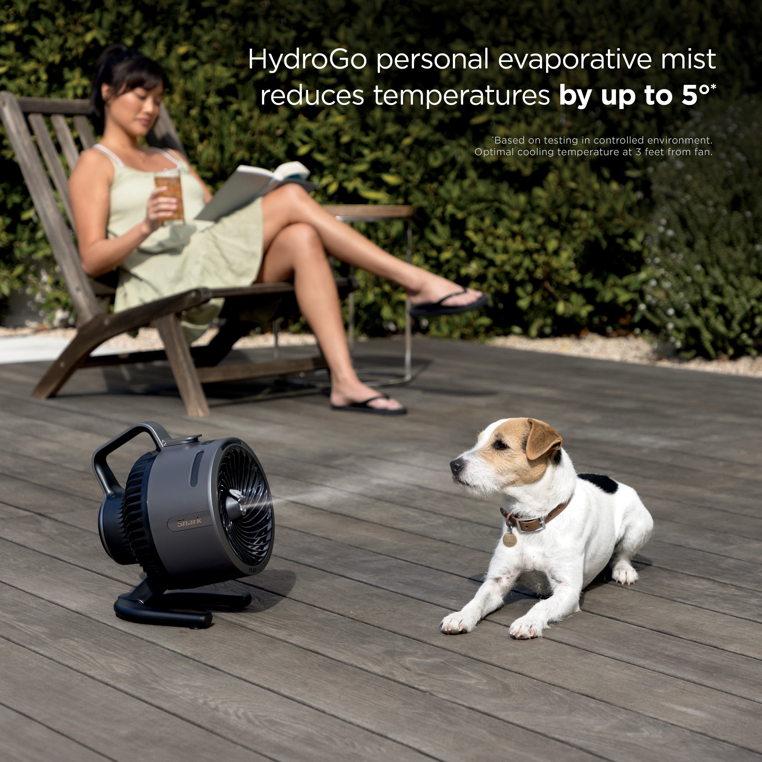 HydroGo personal evaporative mist reduces temperatures by up to 5 degrees based on testing in a controlled environment. Optimal cooling temperature is achieved at a distance of 3 feet from the fan.