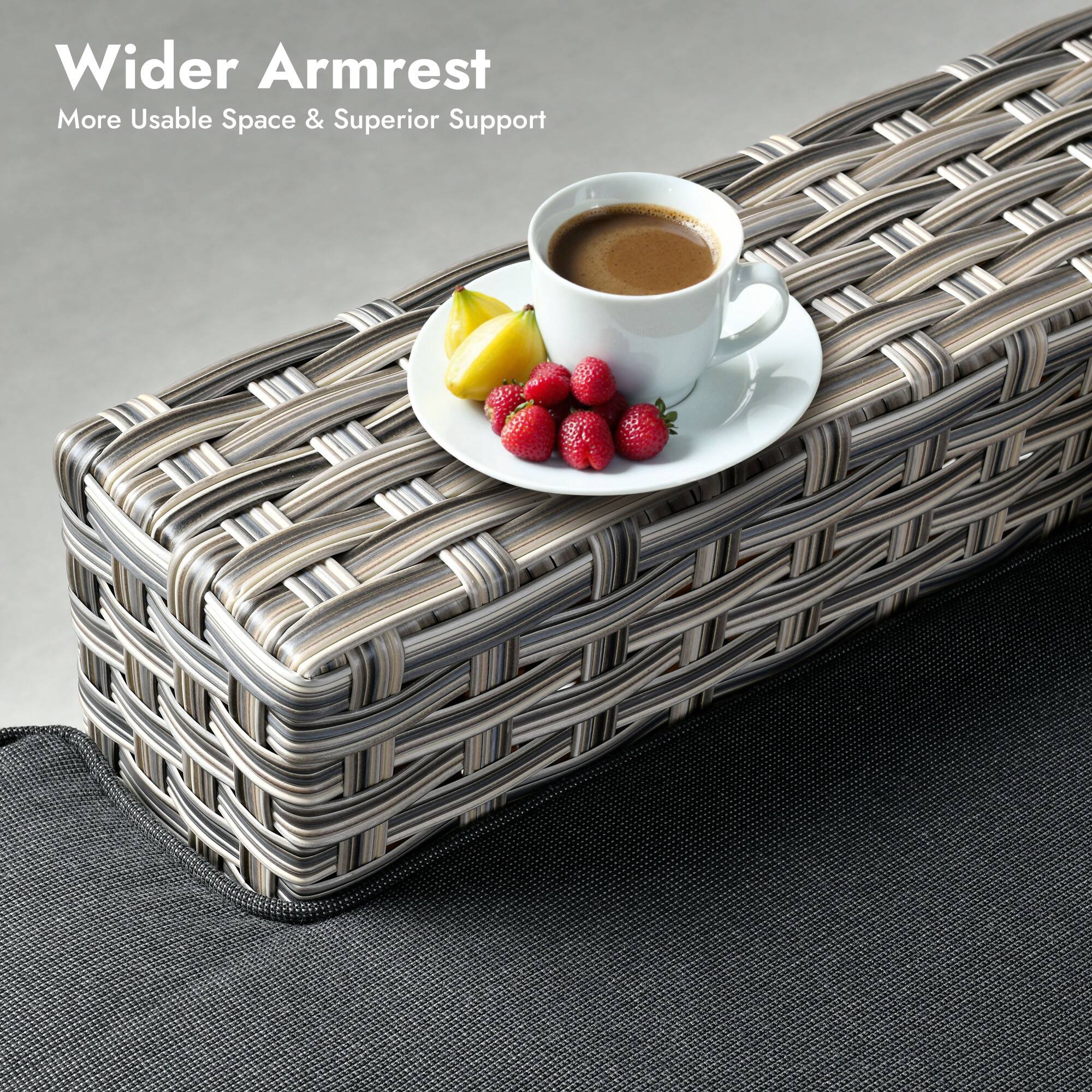 Wider Armrest  
More Usable Space & Superior Support