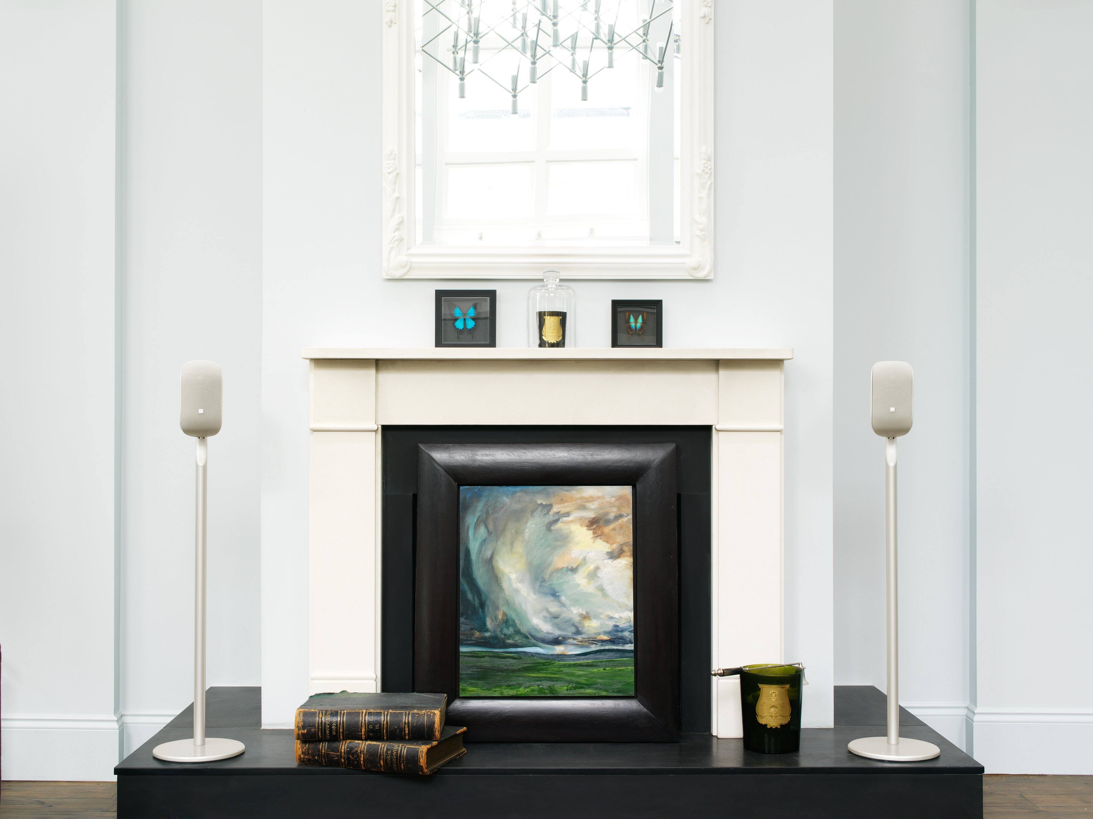 Back. Bowers & Wilkins - M1 Speaker Stands (2-Pack) - White.