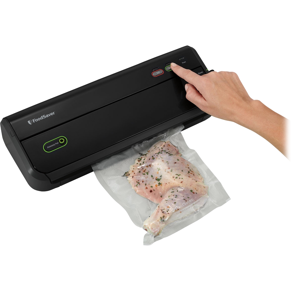FoodSaver Vacuum Sealer System with Extra Bags and Accessories 